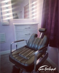inaboland brow chair